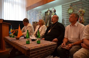 До Коломиї на виставку «Народна Війна» прибув екс-президент України Віктор Ющенко