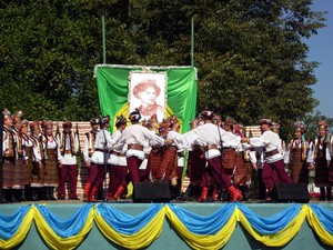 Відбулося ІV обласне свято народної хореографії «Прикарпатські візерунки»